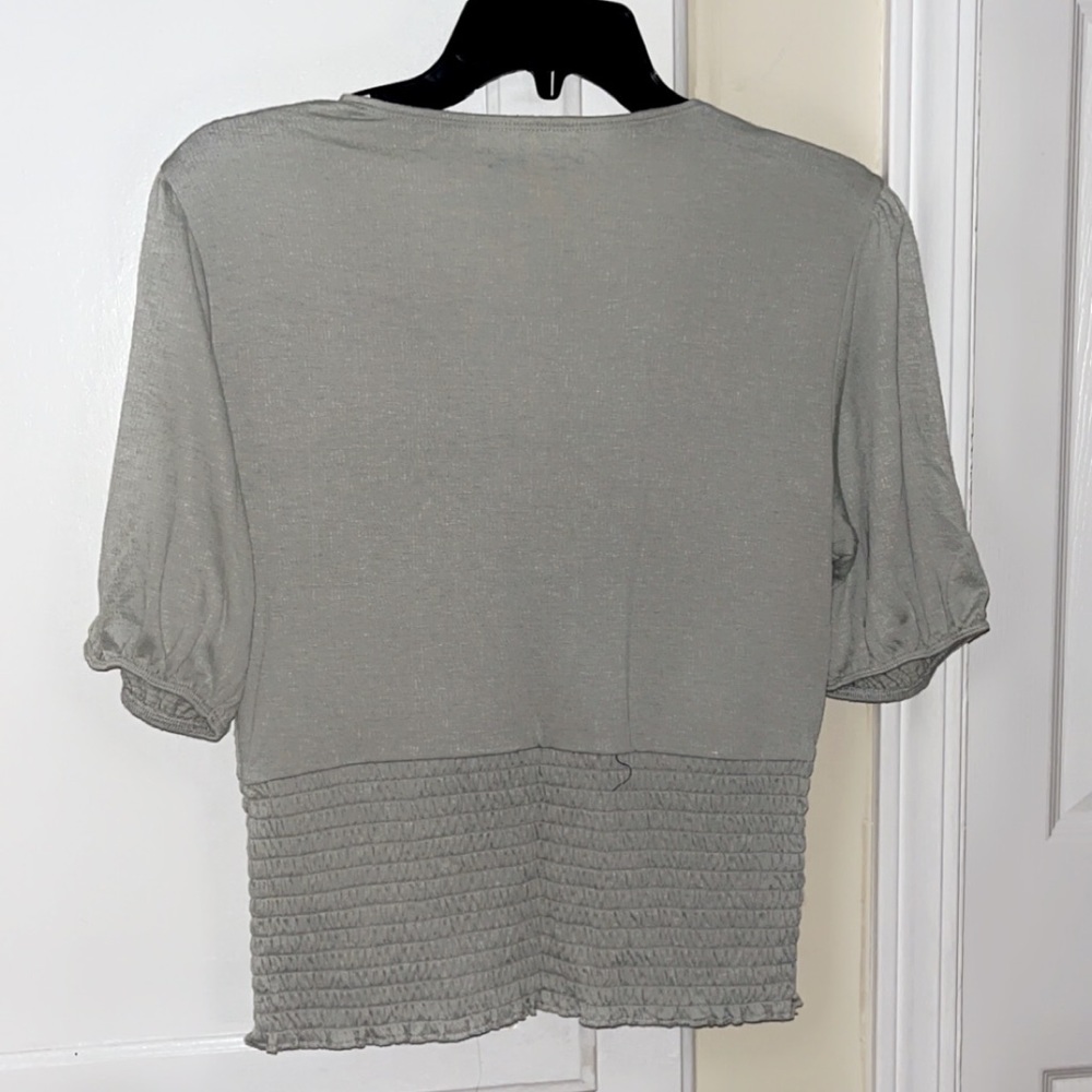 Abercrombie & Fitch Spring/Summer Top - Picture 5 of 5